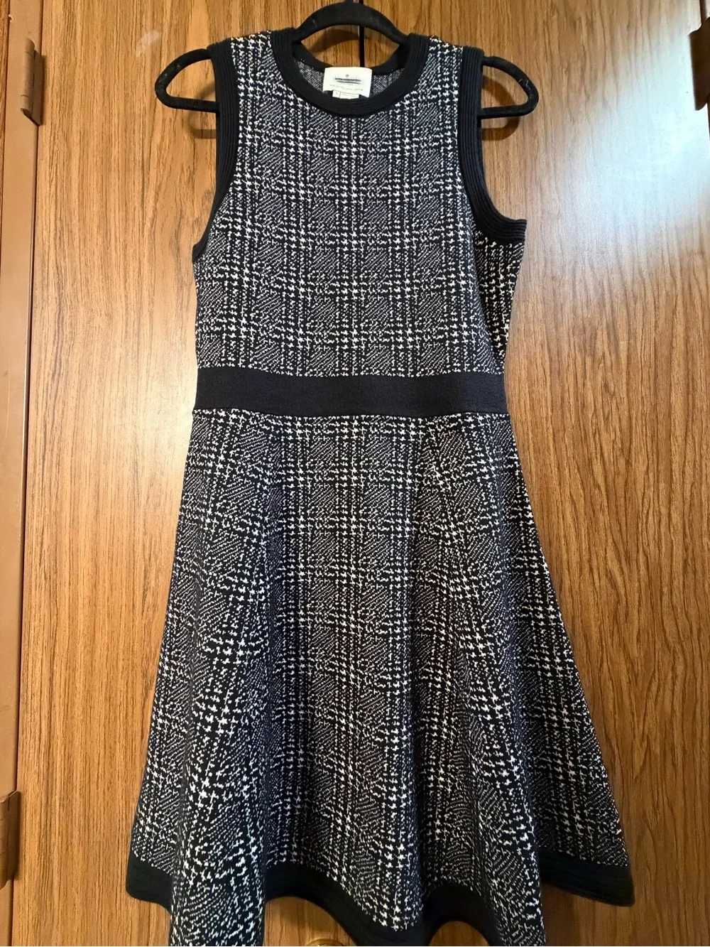 Kate spade wool blend Black & White Sleeveless Knit A-Line Dress